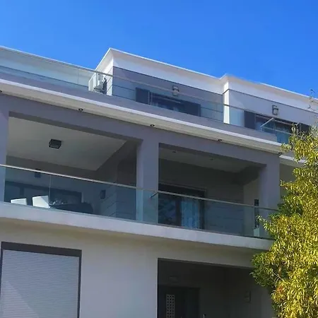 Maria's Boutique Luxury House! Swimming Pool !