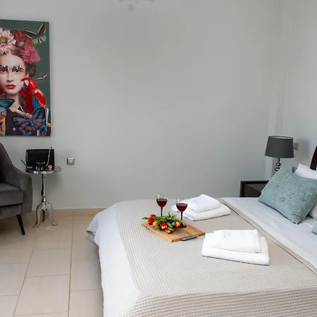 Maria's Boutique Luxury House! Swimming Pool ! Holiday home Kolymbari