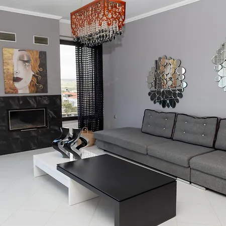 Maria's Boutique Luxury House! Swimming Pool ! Holiday home Kolymbari